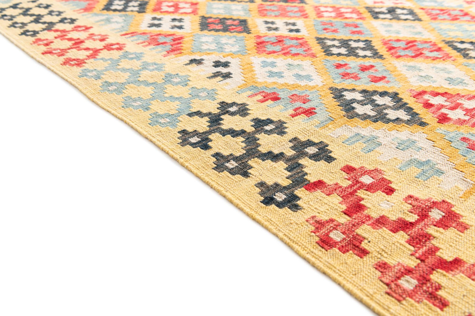 4' 2 x 6' Hand Woven Kilim Maymana Wool Rug