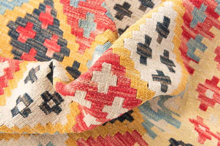 4' 2 x 6' Hand Woven Kilim Maymana Wool Rug