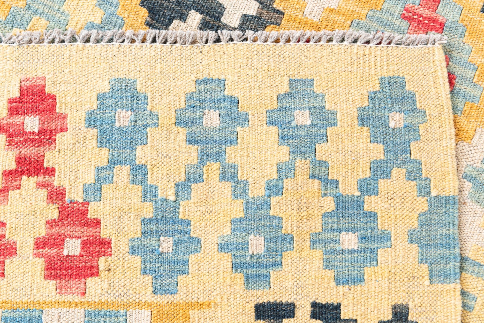 4' 2 x 6' Hand Woven Kilim Maymana Wool Rug