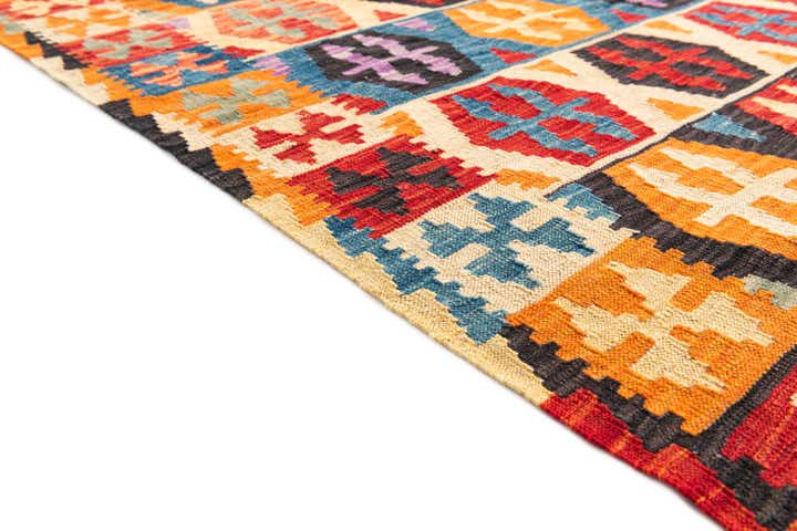 4' x 5' 6 Hand Woven Kilim Maymana Wool Rug