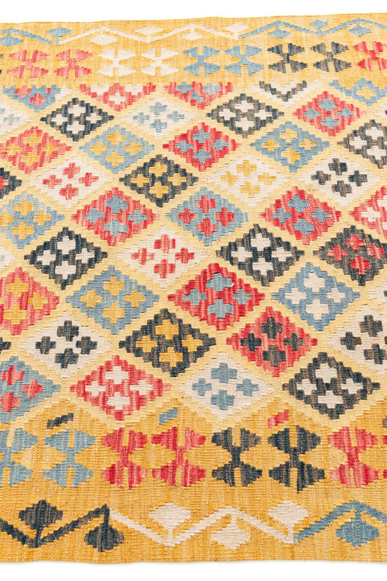 4' 2 x 6' Hand Woven Kilim Maymana Wool Rug