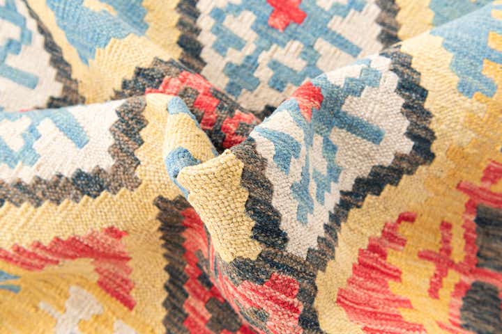 4' 3 x 5' 7 Hand Woven Kilim Maymana Wool Rug
