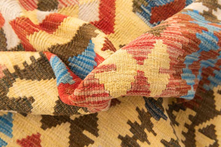 5' 6 x 7' 10 Hand Woven Kilim Maymana Wool Rug