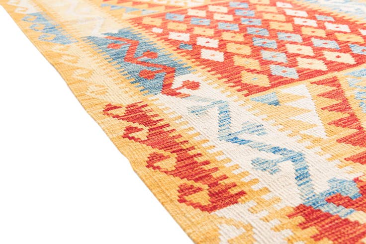 Detail image of 3' 6 x 6' 9 Hand Woven Kilim Maymana Wool Rug