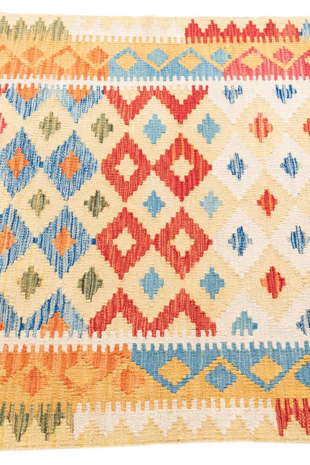 Detail image of 3' 7 x 6' 6 Hand Woven Kilim Maymana Wool Rug