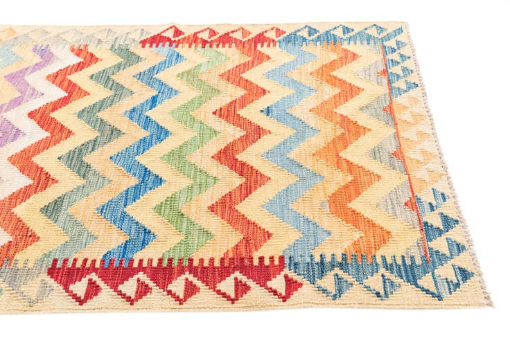 Detail image of 3' 4 x 6' 4 Hand Woven Kilim Maymana Wool Rug