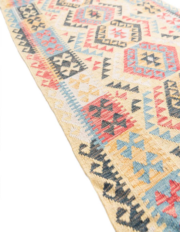 Detail image of 3' 6 x 6' 7  Hand Woven Kilim Maymana Wool Rug