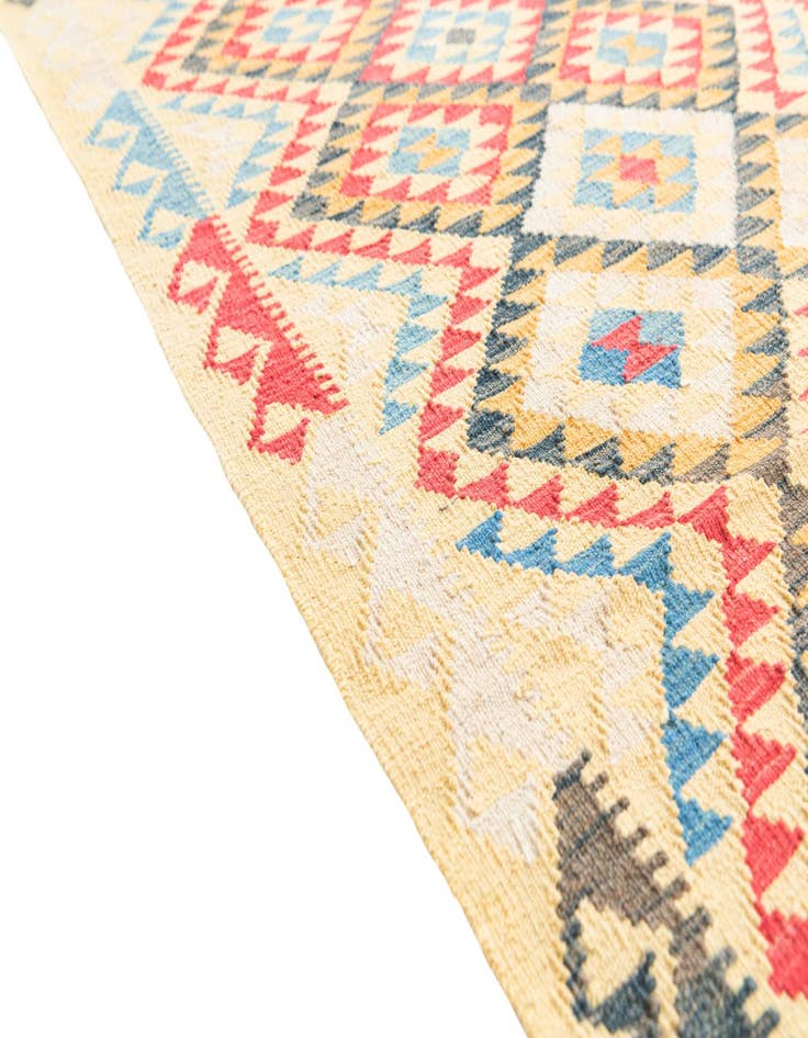 Detail image of 3' 5 x 6' 6  Hand Woven Kilim Maymana Wool Rug