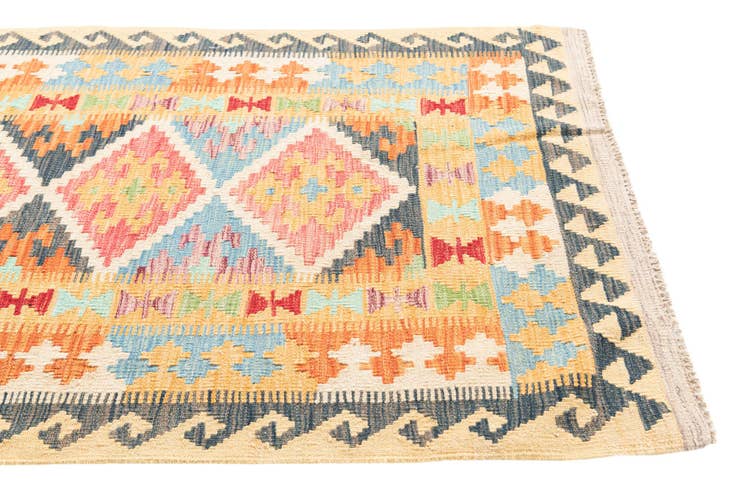 Detail image of 3' 4 x 6' 6 Hand Woven Kilim Maymana Wool Rug