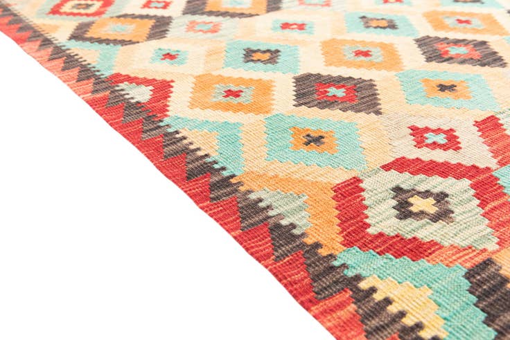 Detail image of 3' 10 x 5' 7 Hand Woven Kilim Maymana Wool Rug