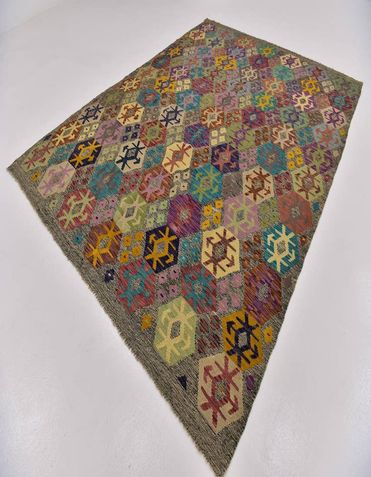 Detail image of 7' x 9' 5  Hand Woven Kilim Modern Wool Rug