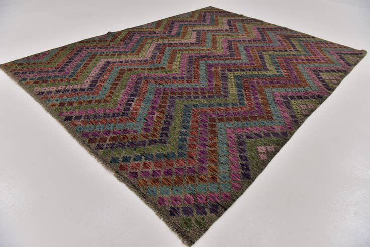Detail image of 7' 2 x 9' 5 Hand Woven Kilim Modern Wool Rug