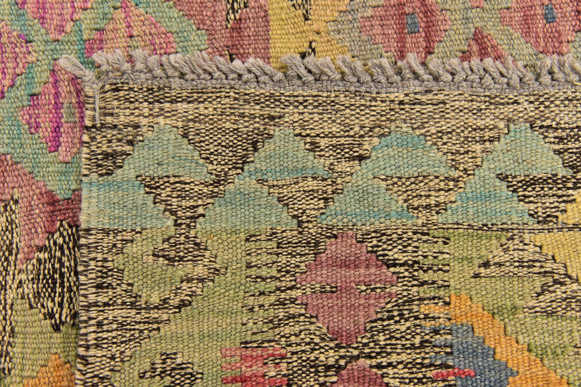 6' 10 x 8' Hand Woven Kilim Modern Wool Rug