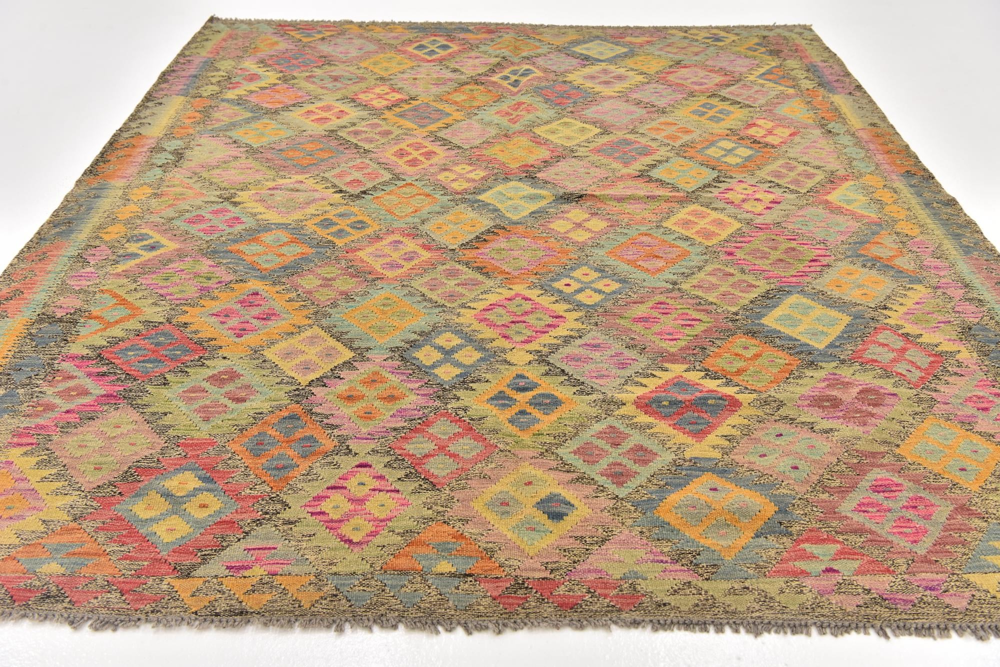 6' 10 x 8' Hand Woven Kilim Modern Wool Rug
