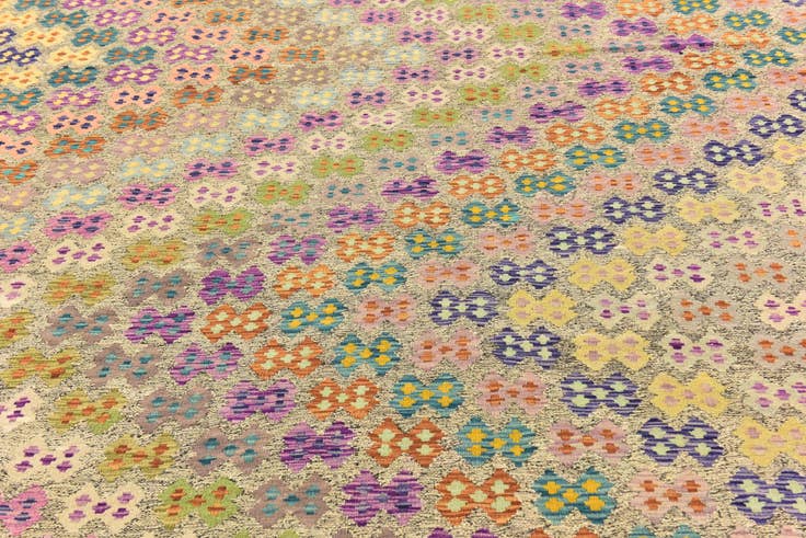 Detail image of 10' 9 x 13' Hand Woven Kilim Modern Wool Rug