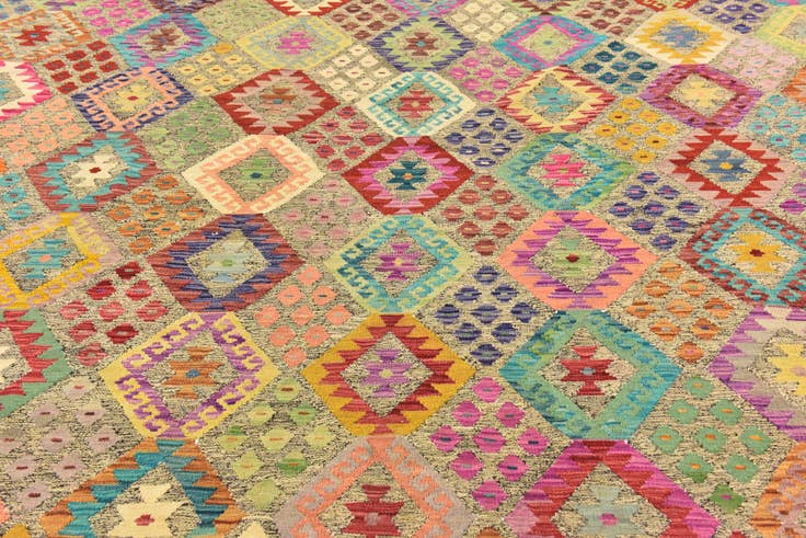 Detail image of 10' 10 x 12' 5 Hand Woven Kilim Modern Wool Rug