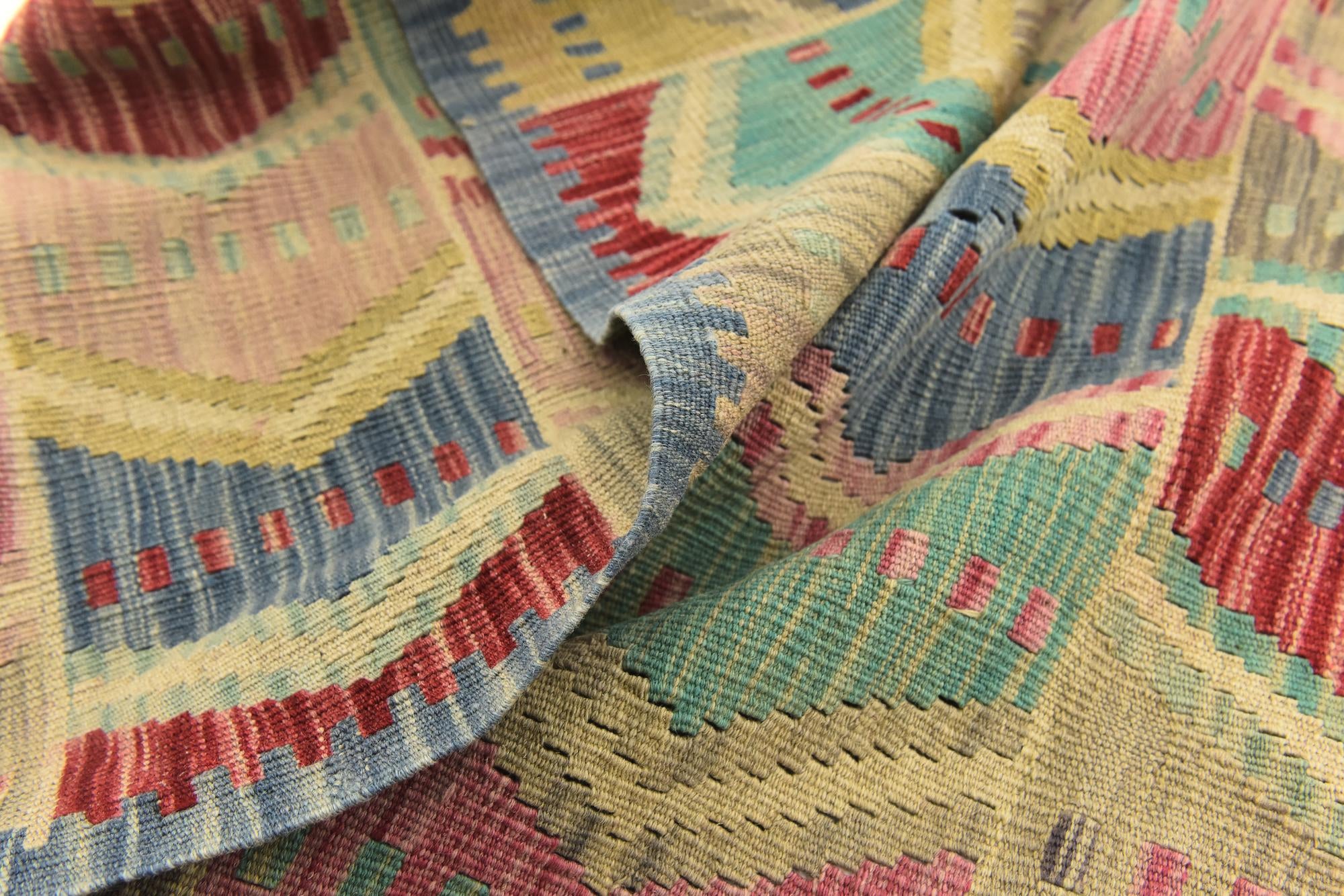 5' 8 x 8' Hand Woven Kilim Modern Wool Rug