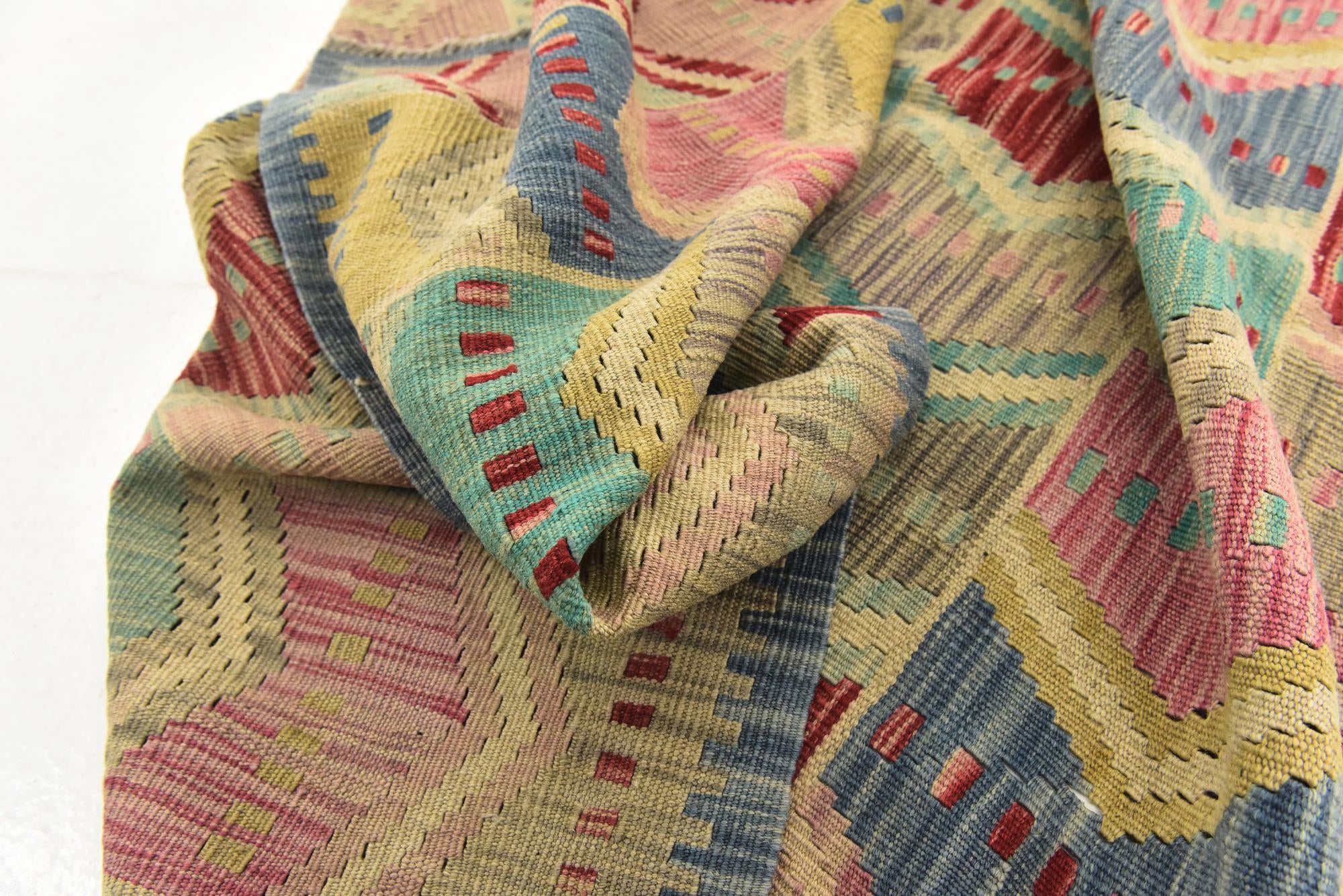 5' 8 x 8' Hand Woven Kilim Modern Wool Rug