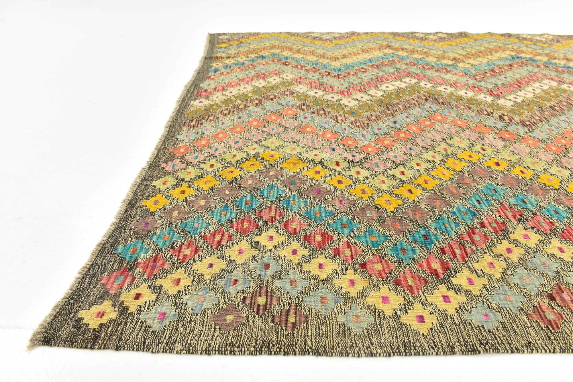6' x 7' 9 Hand Woven Kilim Modern Wool Rug