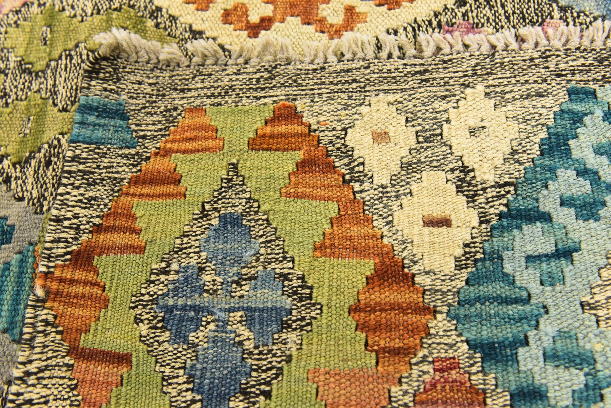 6' 3 x 8' 6 Hand Woven Kilim Modern Wool Rug