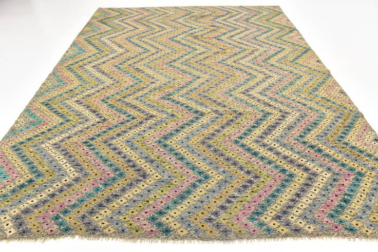 Detail image of 9' x 11' 6 Hand Woven Kilim Modern Wool Rug