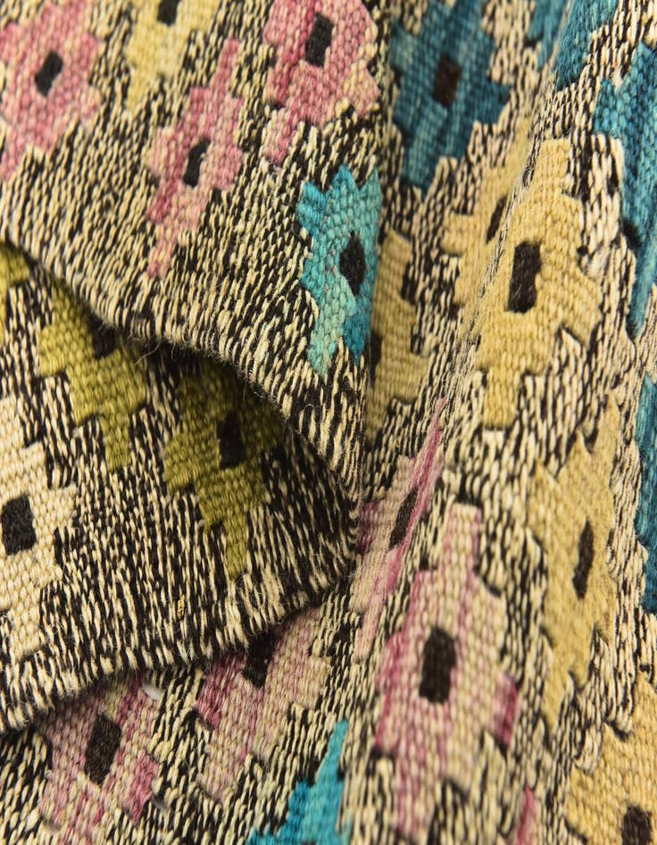 Detail image of 9' x 11' 6  Hand Woven Kilim Modern Wool Rug