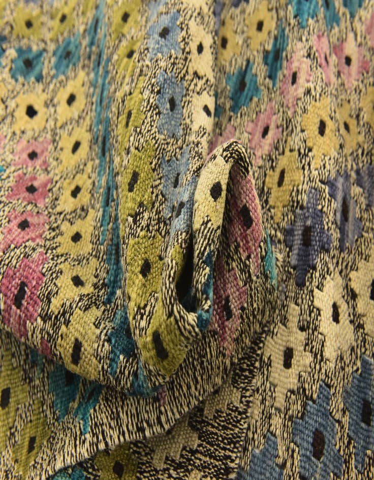 Detail image of 9' x 11' 6  Hand Woven Kilim Modern Wool Rug