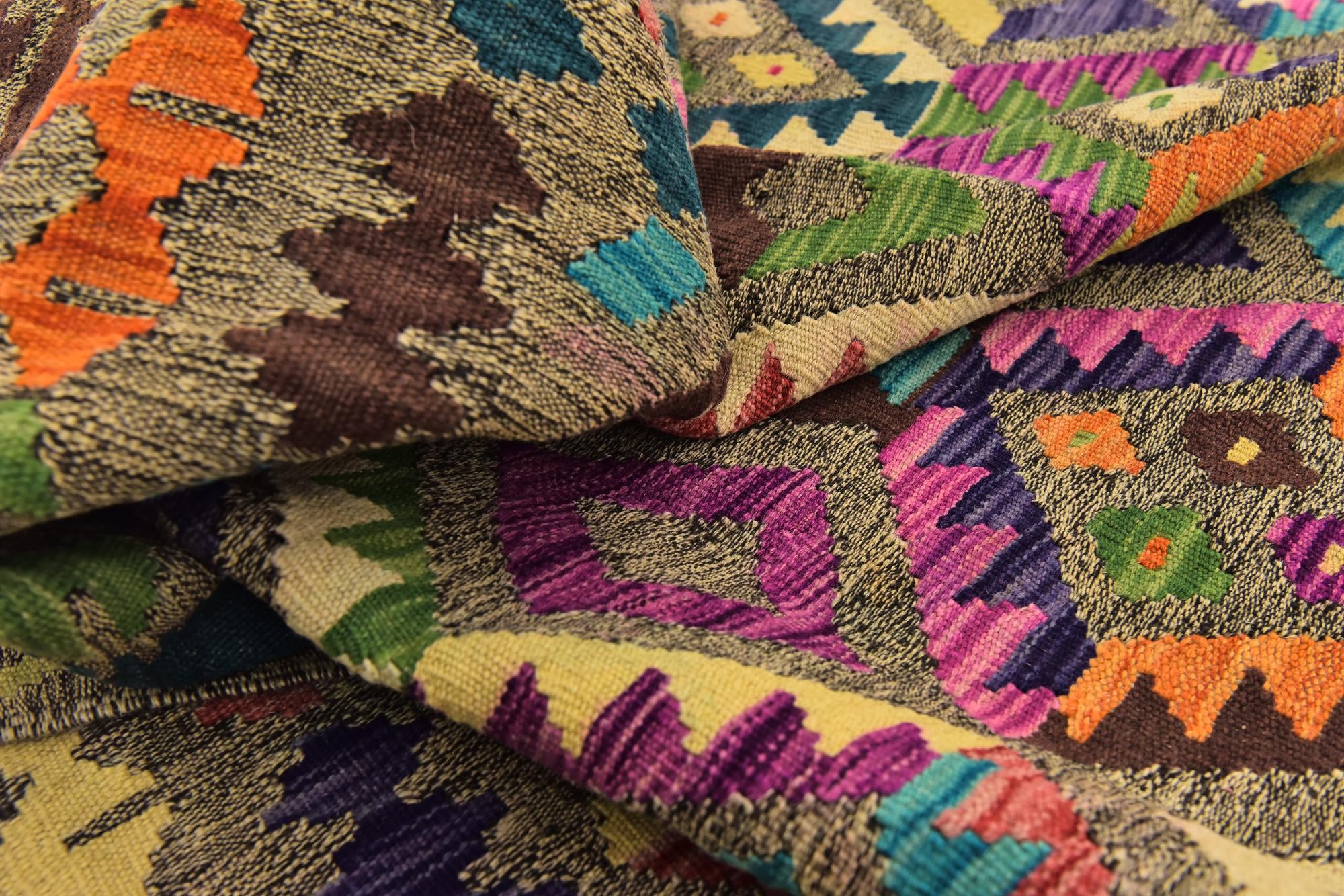 6' 9 x 8' Hand Woven Kilim Modern Wool Rug