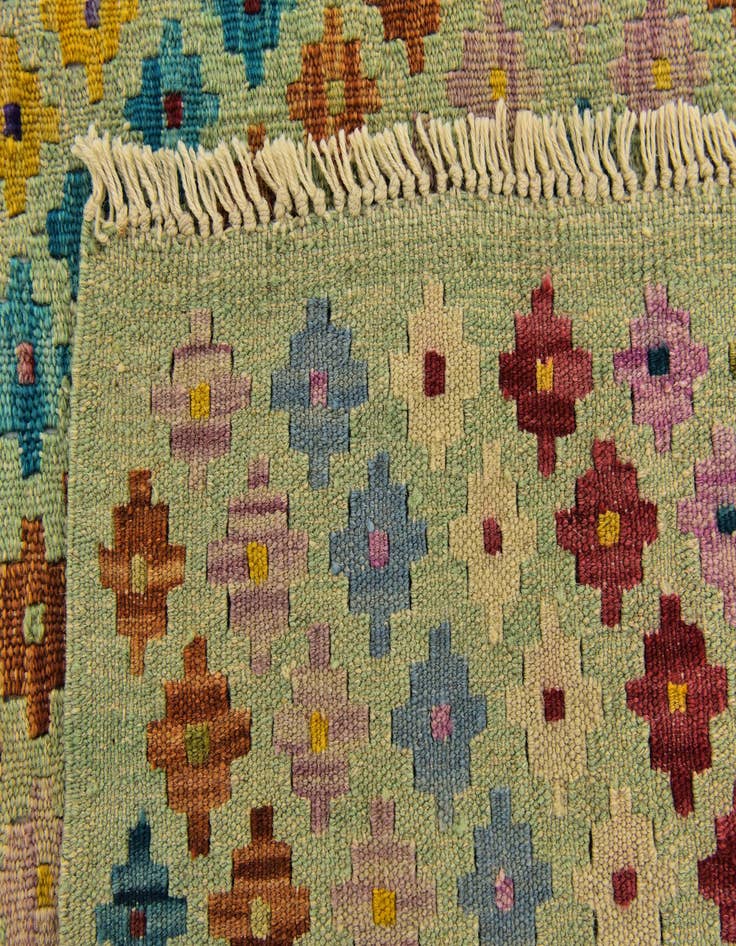 Detail image of 5' 10 x 7' 8  Hand Woven Kilim Modern Wool Rug