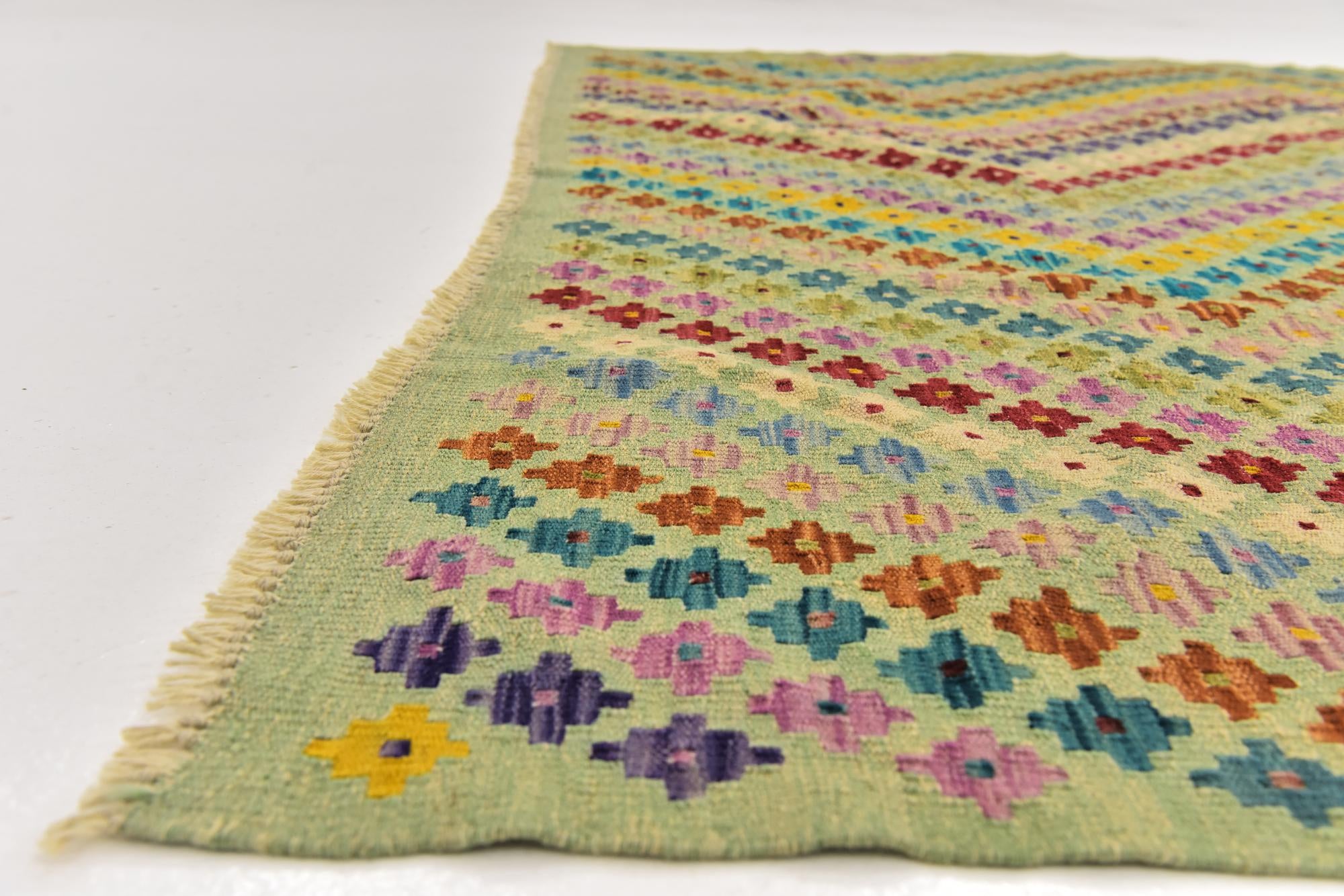 5' 10 x 7' 8 Hand Woven Kilim Modern Wool Rug