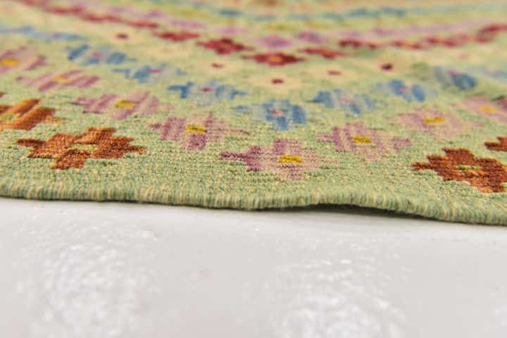 5' 10 x 7' 8 Hand Woven Kilim Modern Wool Rug