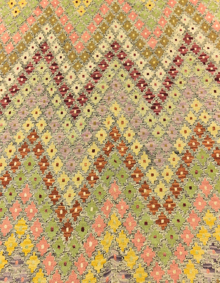 Detail image of 6' x 8'  Hand Woven Kilim Modern Wool Rug