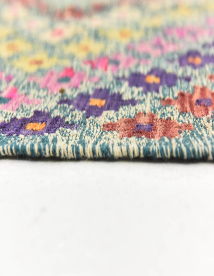 Detail image of 8' 8 x 11' 3  Hand Woven Kilim Modern Wool Rug