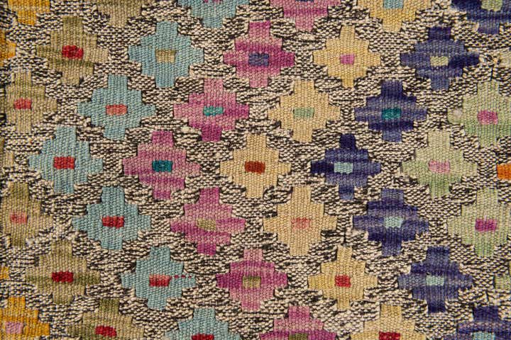 6' x 7' 5 Hand Woven Kilim Modern Wool Rug