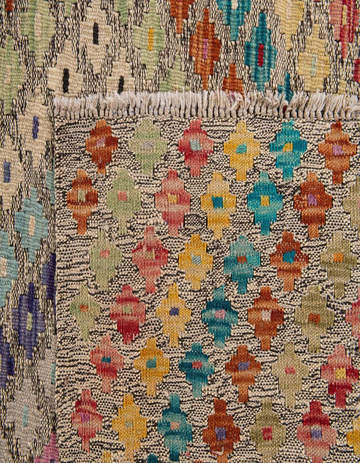 Detail image of 6' x 7' 5  Hand Woven Kilim Modern Wool Rug