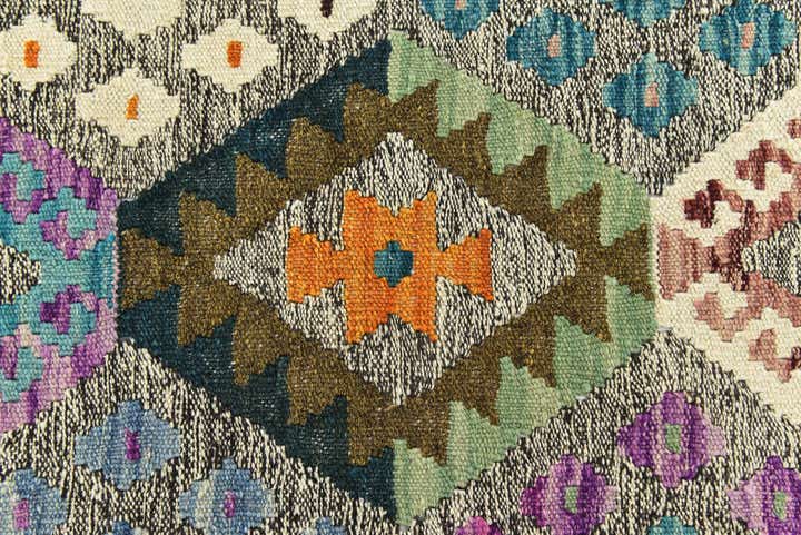 6' x 7' 6 Hand Woven Kilim Modern Wool Rug