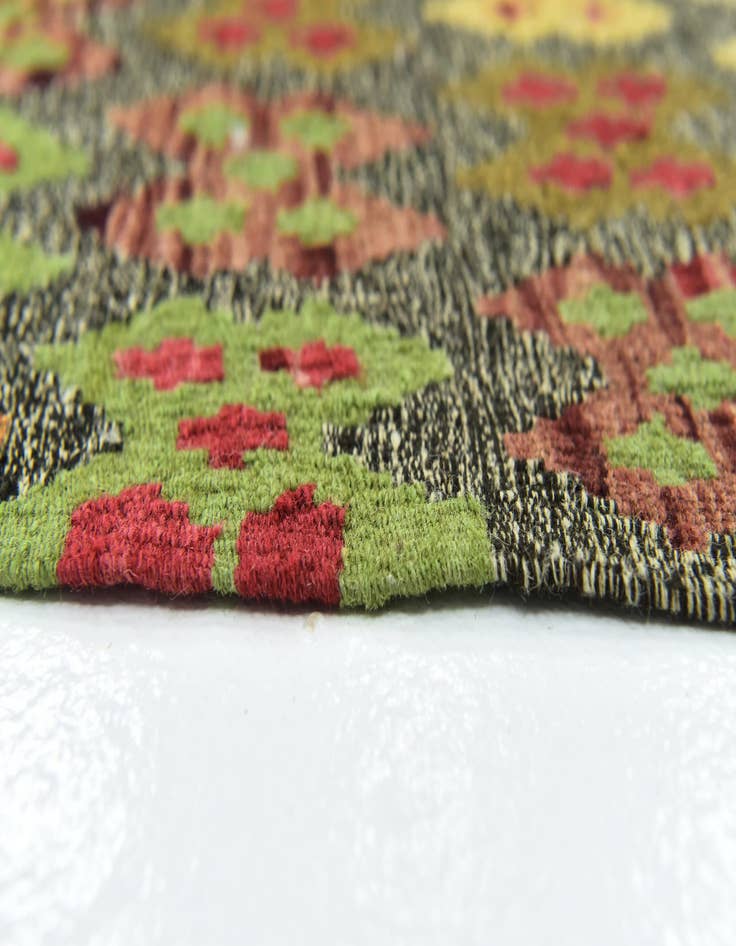 Detail image of 11' x 13'  Hand Woven Kilim Modern Wool Rug