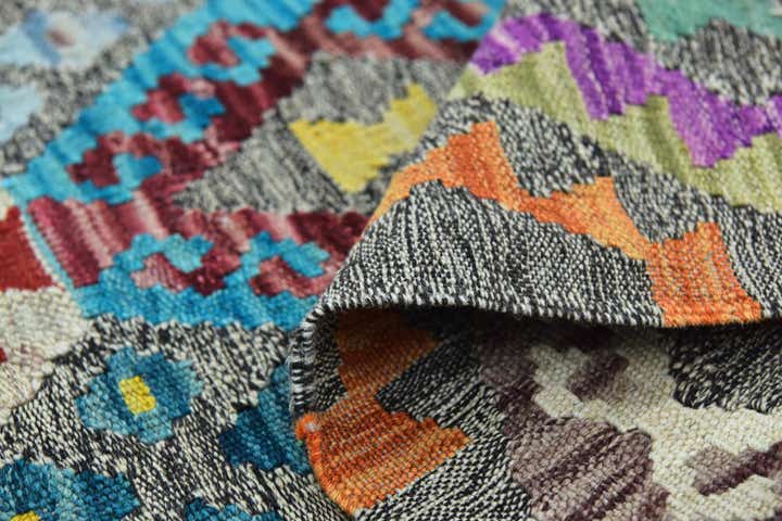 7' x 9' 7 Hand Woven Kilim Modern Wool Rug