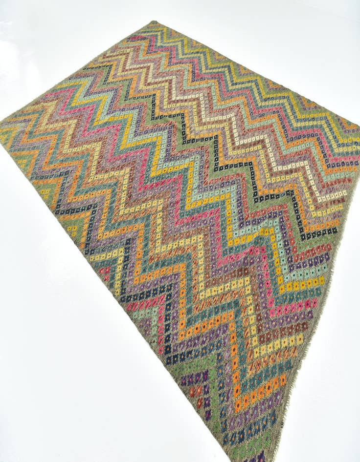 Detail image of 8' 8 x 11' 2 Hand Woven Kilim Modern Wool Rug