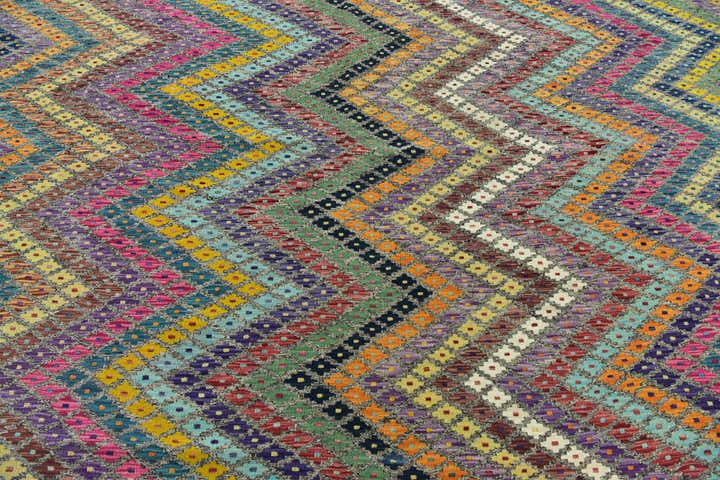 8' 8 x 11' 2 Hand Woven Kilim Modern Wool Rug