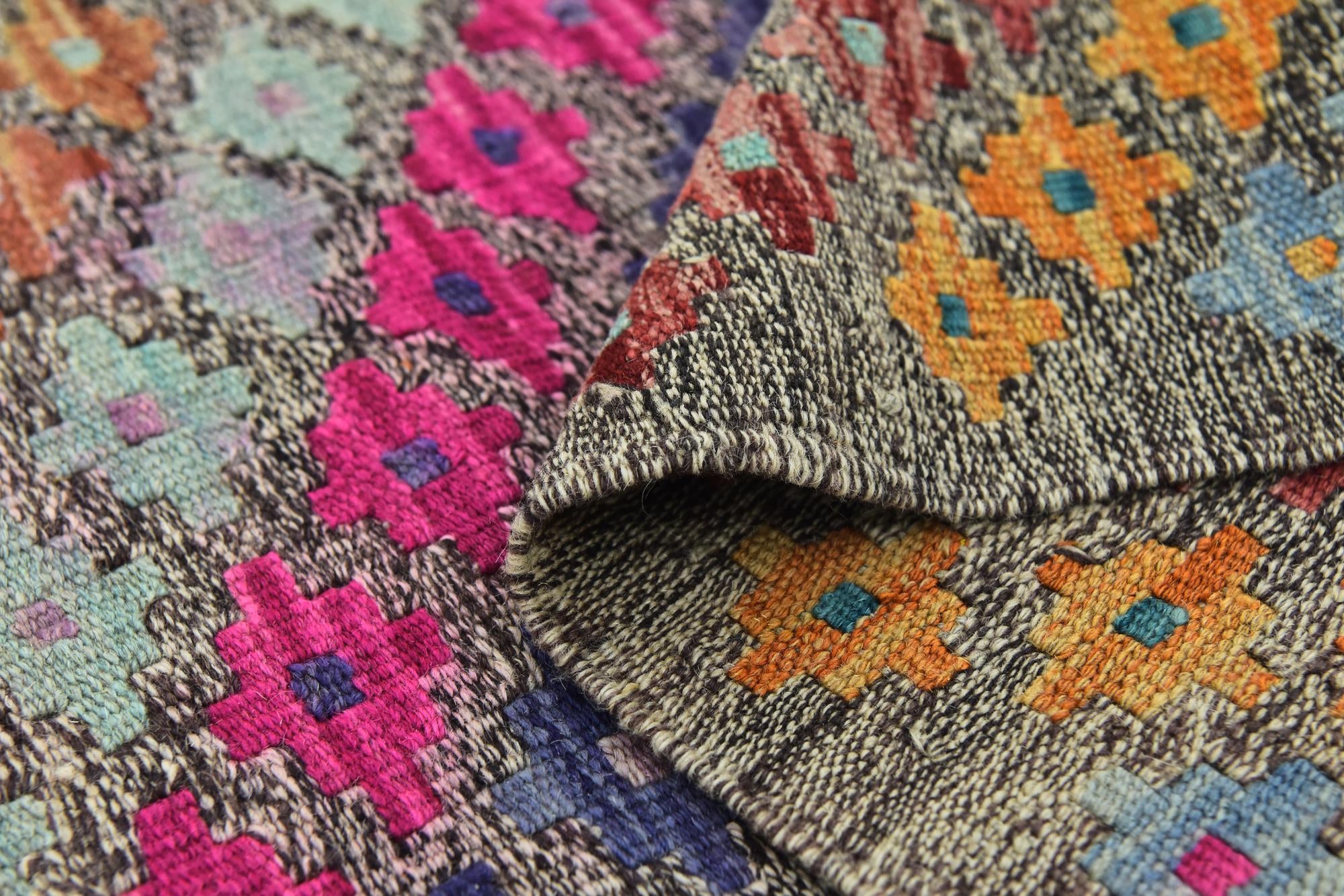 8' x 11' 2 Hand Woven Kilim Modern Wool Rug