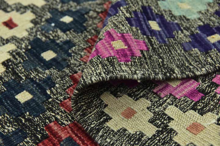 6' 9 x 9' 7 Hand Woven Kilim Modern Wool Rug