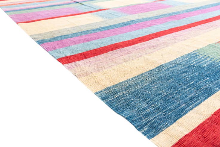 Detail image of 6' 8 x 9' 9 Hand Woven Kilim Modern Wool Rug