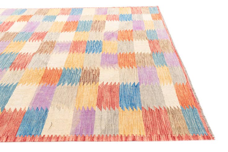 Detail image of 6' 7 x 9' 8 Hand Woven Kilim Modern Wool Rug