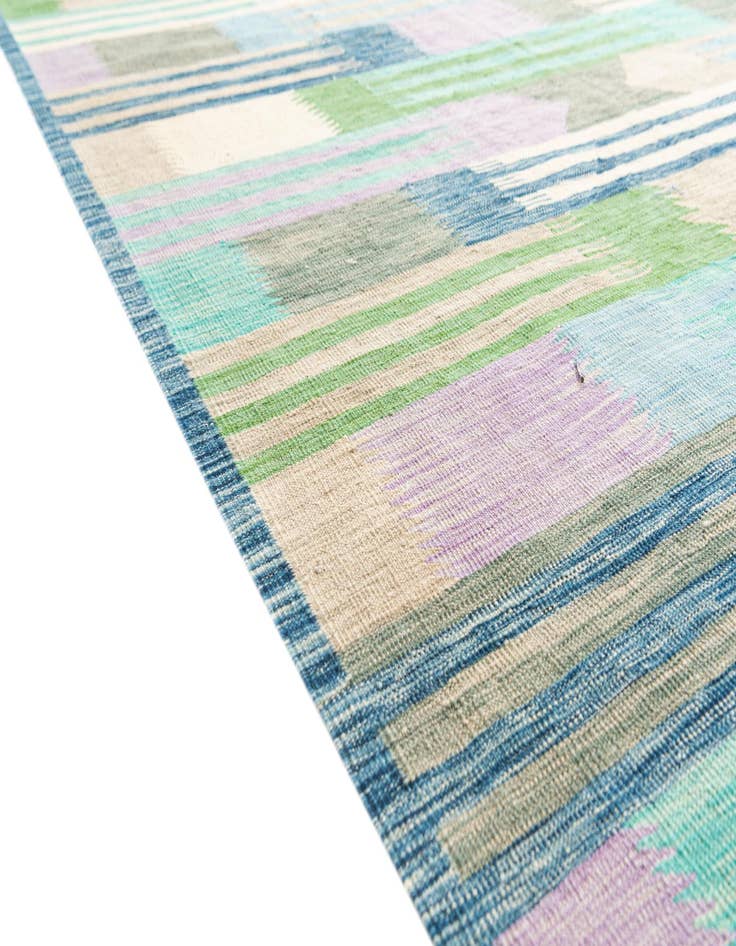 Detail image of 6' 5 x 9' 10  Hand Woven Kilim Modern Wool Rug