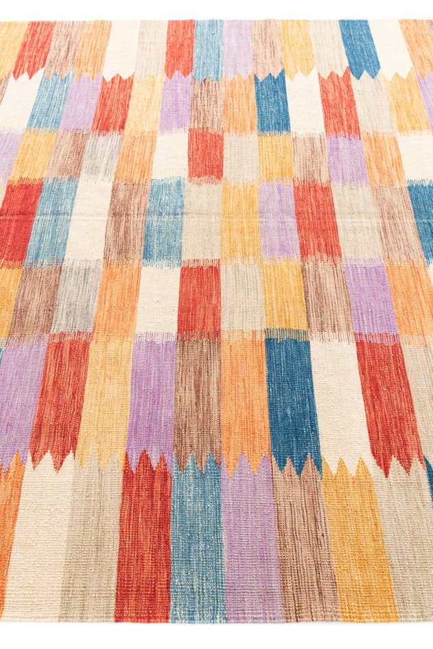 Detail image of 6' 7 x 9' 9 Hand Woven Kilim Modern Wool Rug