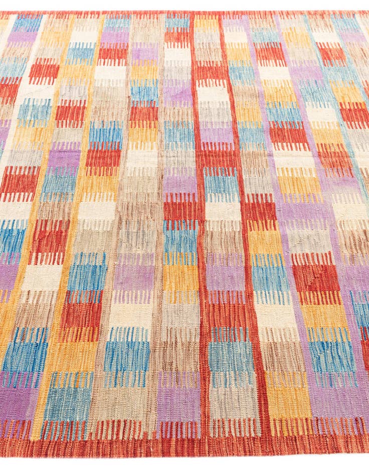 Detail image of 6' 8 x 9' 7  Hand Woven Kilim Modern Wool Rug