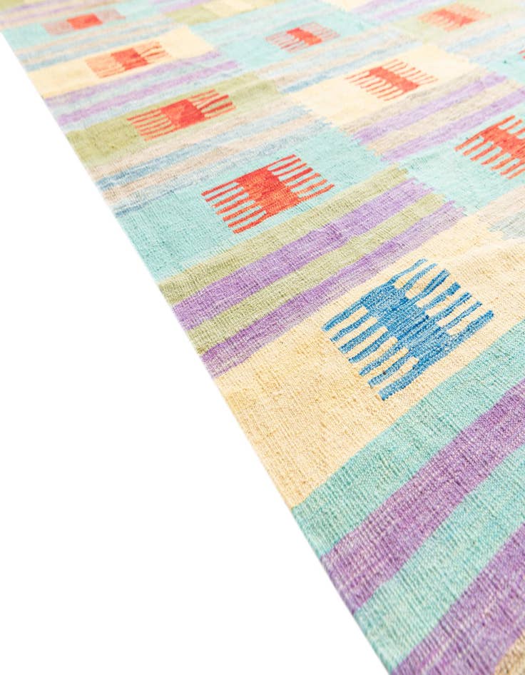 Detail image of 6' 7 x 9' 9  Hand Woven Kilim Modern Wool Rug