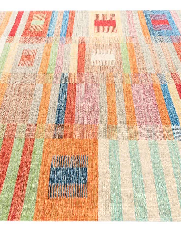 Detail image of 6' 8 x 9' 10  Hand Woven Kilim Modern Wool Rug
