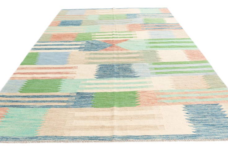 Detail image of 6' 7 x 9' 6 Hand Woven Kilim Modern Wool Rug